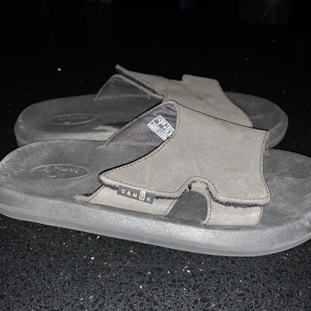 Sanuk Slides